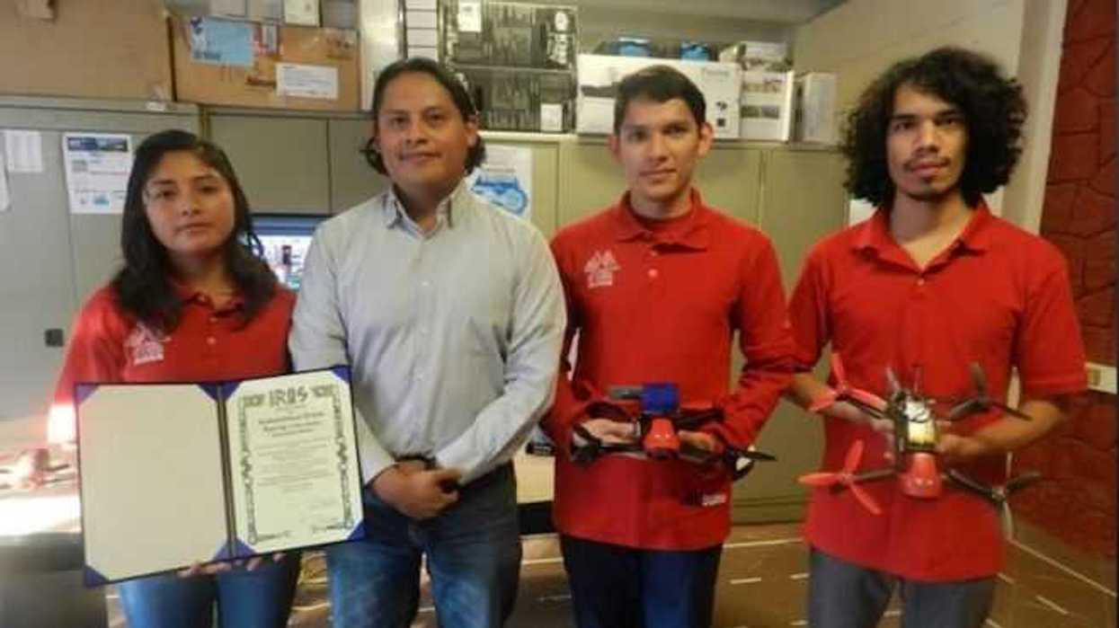 gana-mexico-competencia-drones