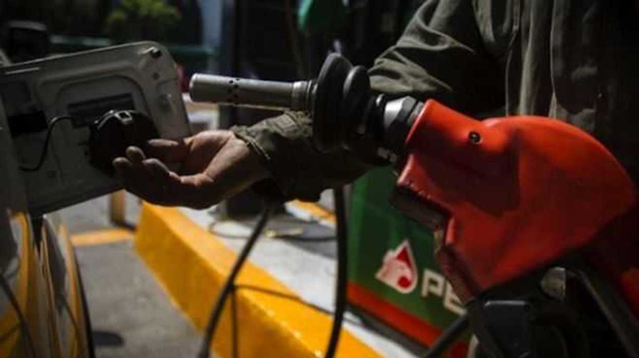 gasolina-premium-inicia-semana-precio-17-99-pesos-litro