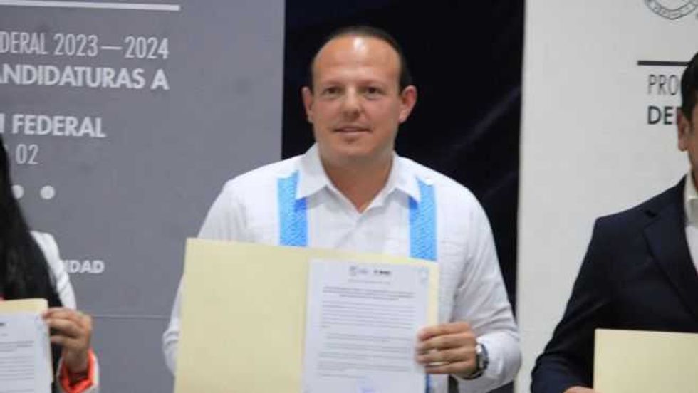 Germaín Garfias sobresale en debate con propuestas ciudadanas.