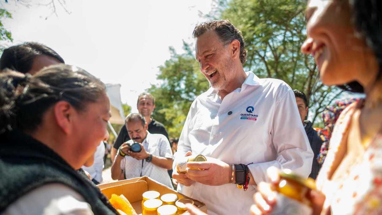 Gobernador impulsa autoempleo de mujeres en la Sierra Gorda.
