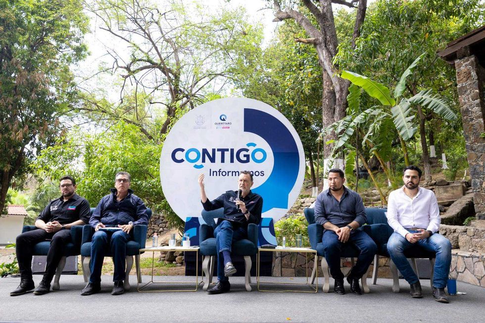 Gobernador Kuri firma convenio para mejorar acceso al agua en la Sierra de Querétaro.