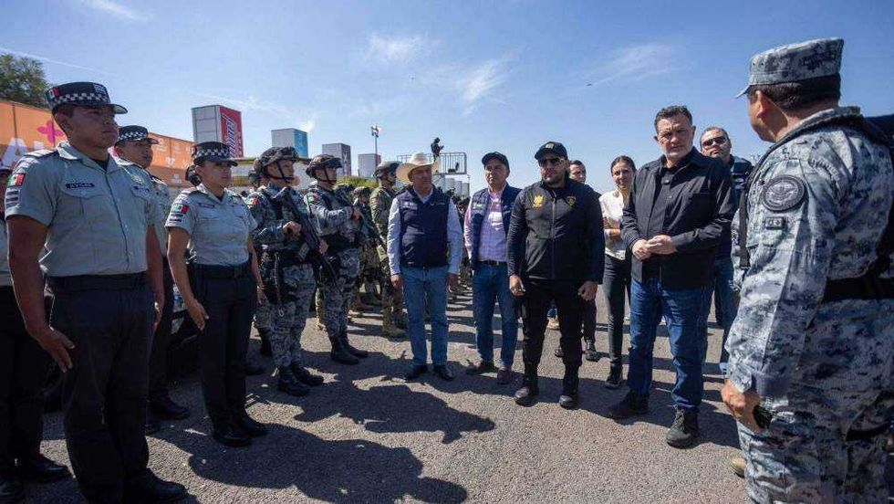 Gobernador Mauricio Kuri González revisa elementos de seguridad para Feria Ganadera Querétaro 2025.