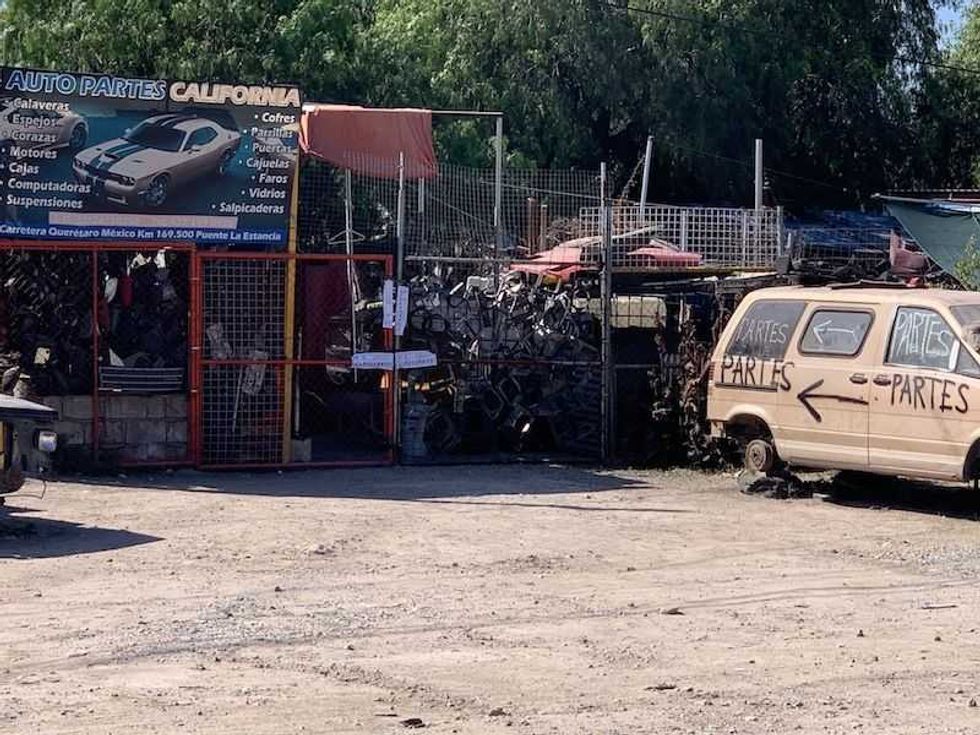 golpe a deshuesaderos de loma linda en san juan del rio 3