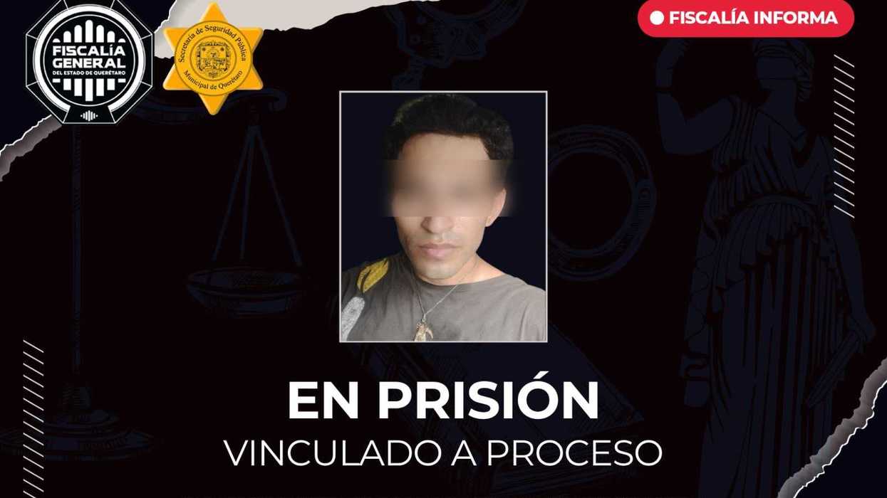 Gráfica de la Fiscalía General del Estado de Querétaro sobre la vinculación a proceso de un hombre por robo de motocicleta en Lomas de Casa Blanca, con el rostro difuminado por presunción de inocencia.