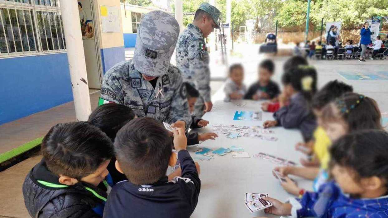 Guardia Nacional acerca seguridad a estudiantes en Zacatecas. Foto: Guardia Nacional.