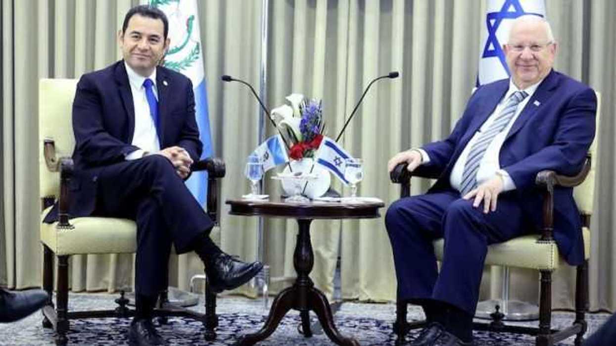 guatemala-reitera-acercamiento-con-israel.jpg