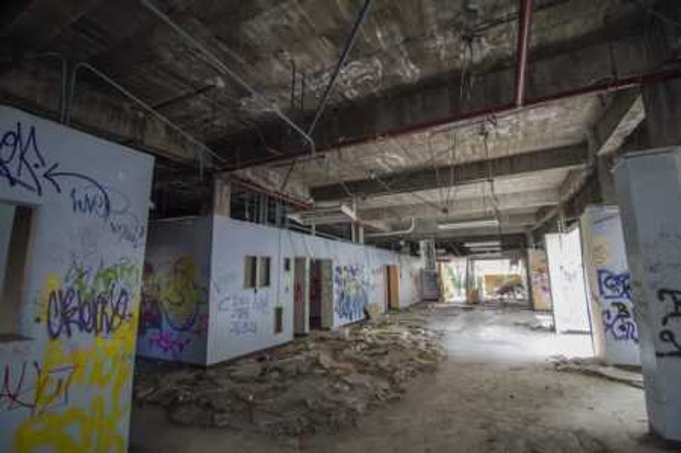 Guillermo_Vega_El_antiguo_Hospital_ (2)