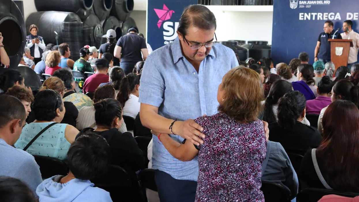 Guillermo Vega Guerrero, coordinador de la bancada PAN, durante evento de informe legislativo ante ciudadanos de San Juan del Río, agosto 2026.
