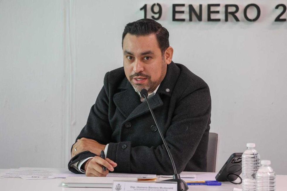Guillermo Vega Guerrero, diputado presidente de la Comisi\u00f3n de Administraci\u00f3n y Procuraci\u00f3n de Justicia, durante sesi\u00f3n donde se aprob\u00f3