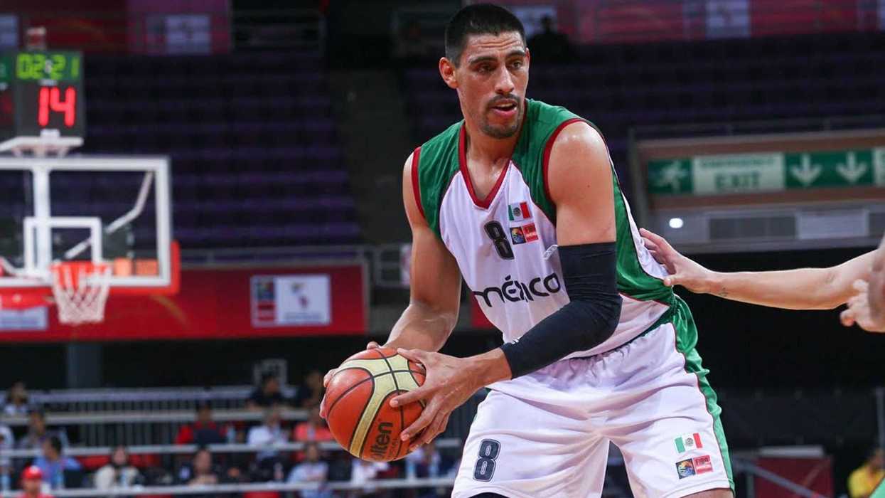 Gustavo Ayón. NOTIMEX