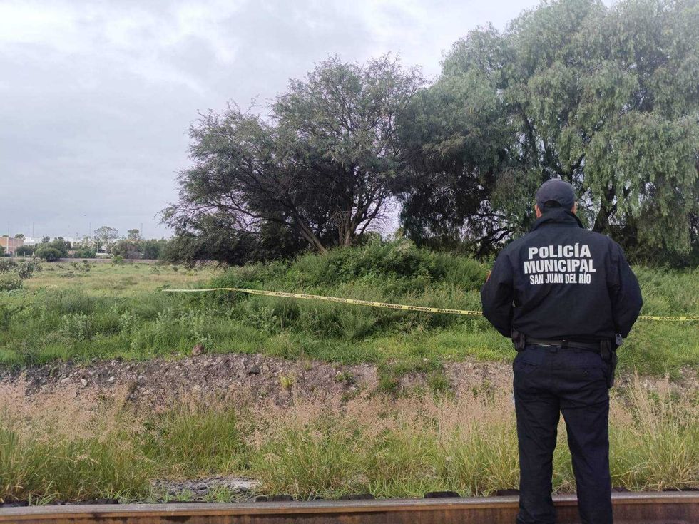 Hallan hombre sin vida en Infonavit Pedregoso de San Juan del Río.