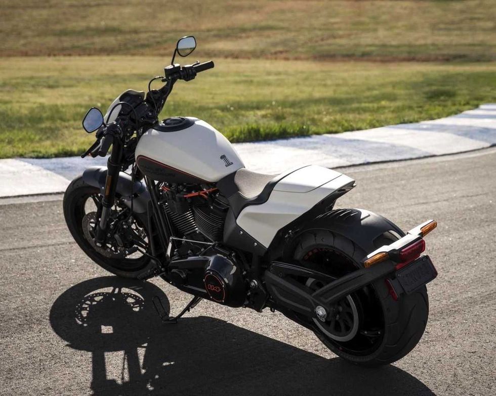 harley davidson presenta dos conceptos de motocicletas electricas