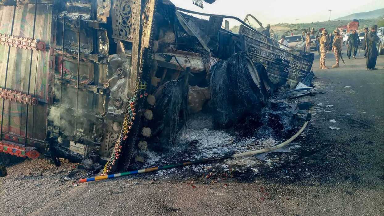 Hombres armados matan a 39 personas en Pakistán en presuntos ataques étnicos. AFP.