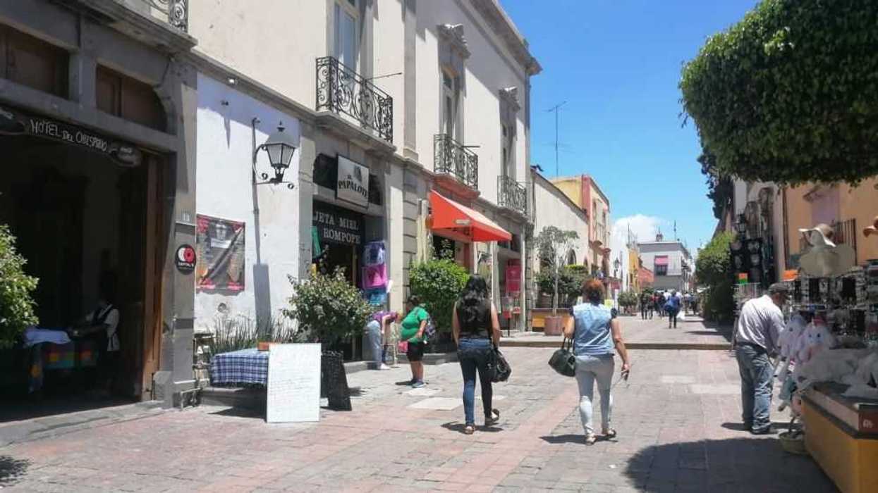 Hoteleros en Querétaro solicitan regulación ante el auge de Airbnb.