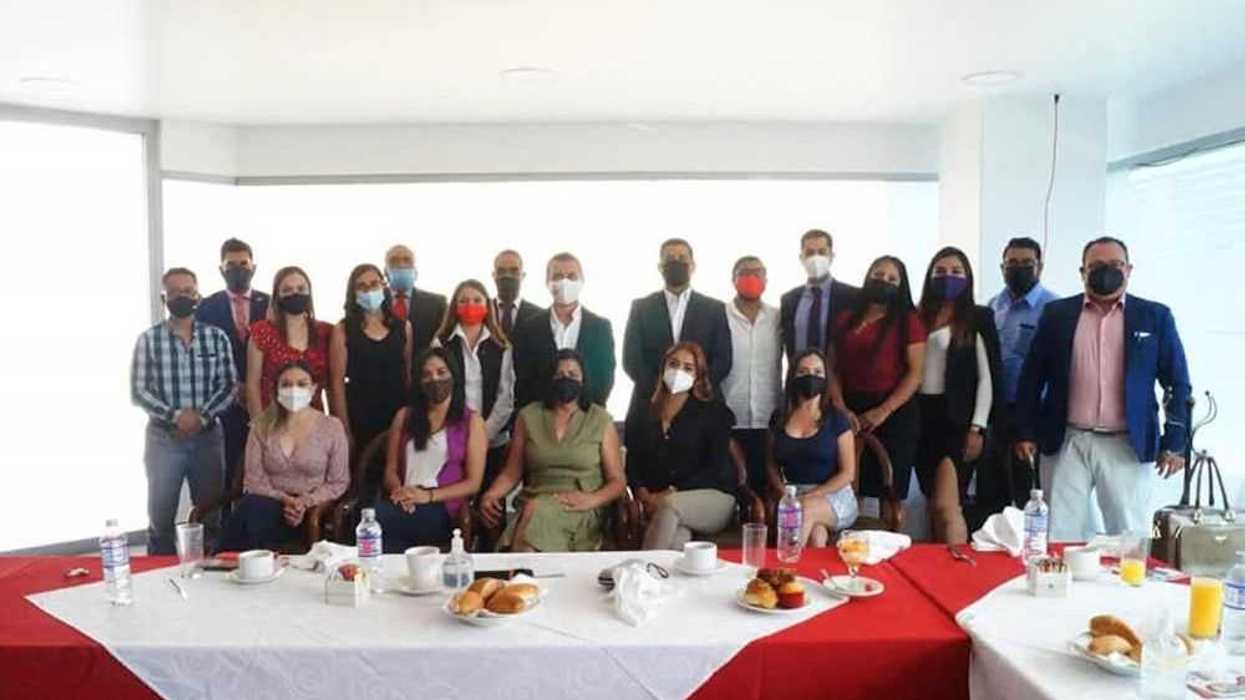 hugo-cabrera-se-reune-con-abogados-sjr