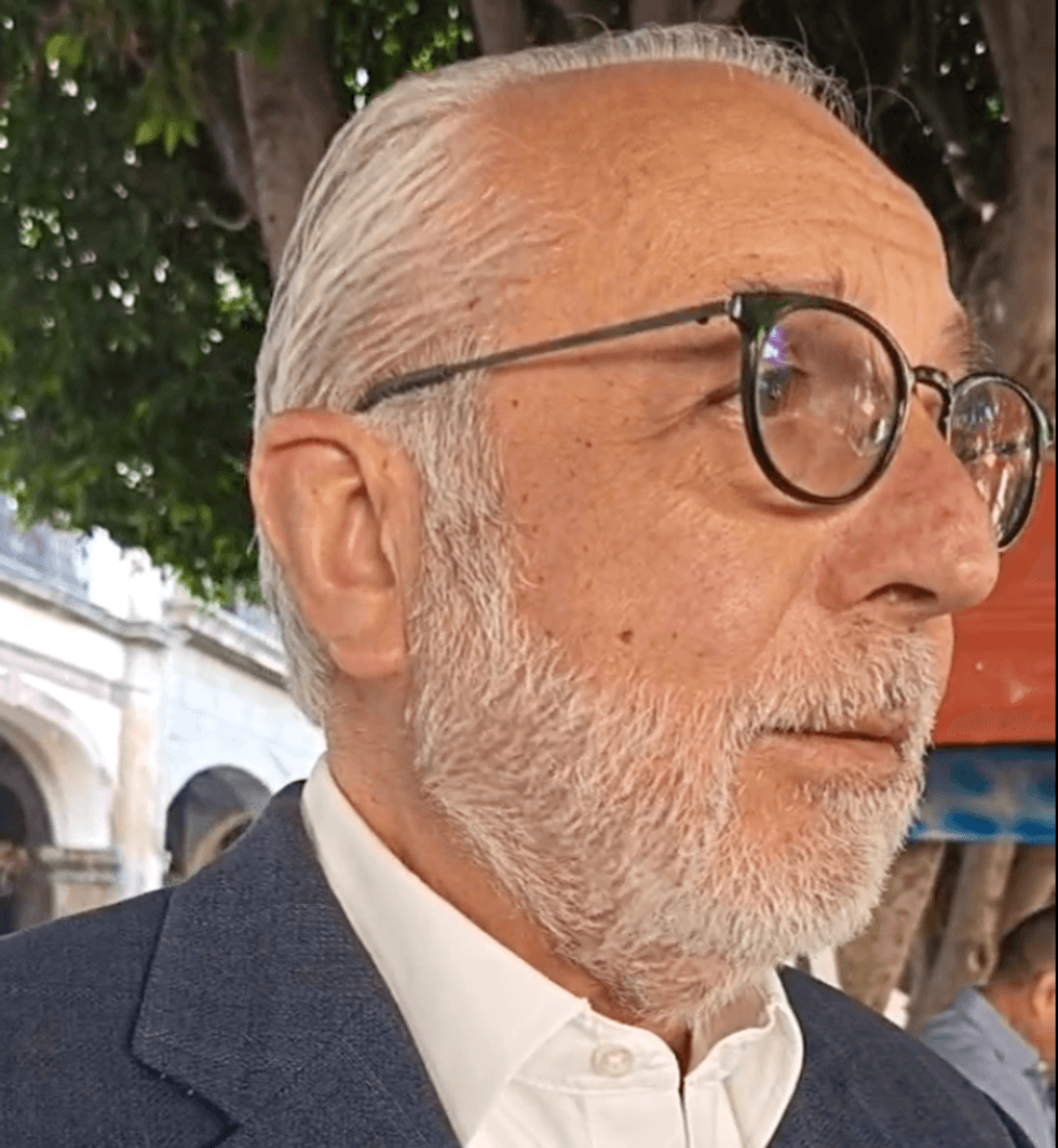 Ignacio Loyola Vera exgobernador del PAN durante entrevista con medios sobre proceso electoral Quer\u00e9taro 2027