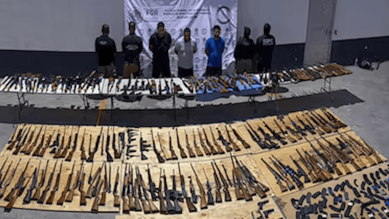 Capturan a tres personas con más de 200 armas en Nuevo León