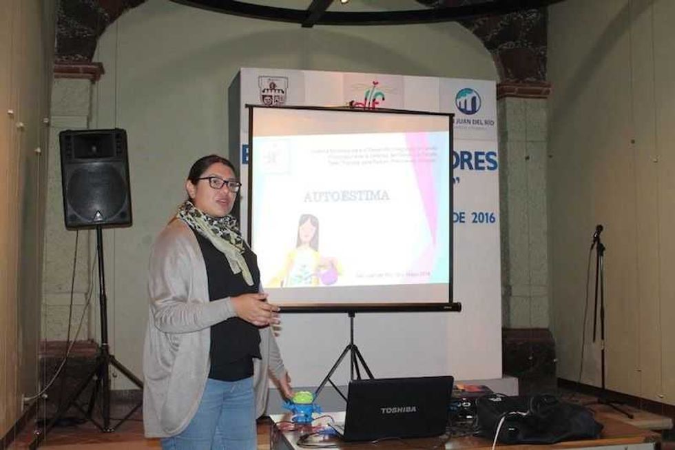 imparte dif talleres para padres de familia en san juan del rio 5