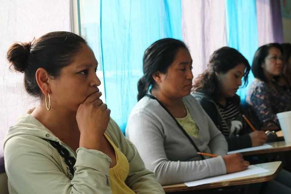 imparte dif talleres para padres de familia en san juan del rio2