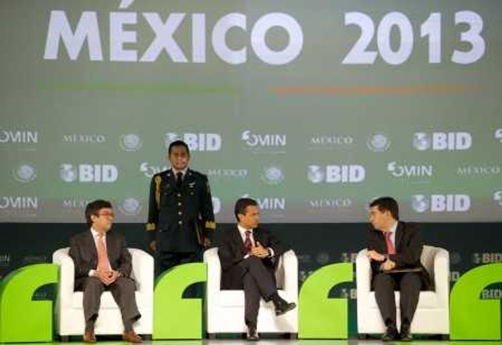 INAUGURA FORO INTERAMERICANO DE LA MICROEMPRESA