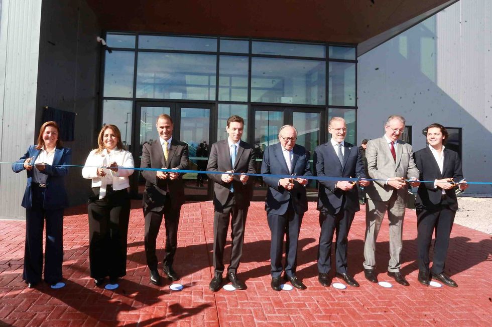 Inauguraci\u00f3n de la planta de Abbott en Quer\u00e9taro con inversi\u00f3n de 200 millones de d\u00f3lares para producci\u00f3n de dispositivos m\u00e9dicos cardiovasculares