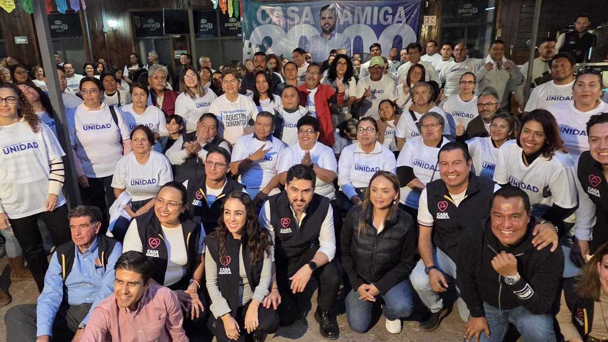 Inauguración de la Casa Amiga número 2 mil del senador Agustín Dorantes en colonia Niños Héroes Querétaro