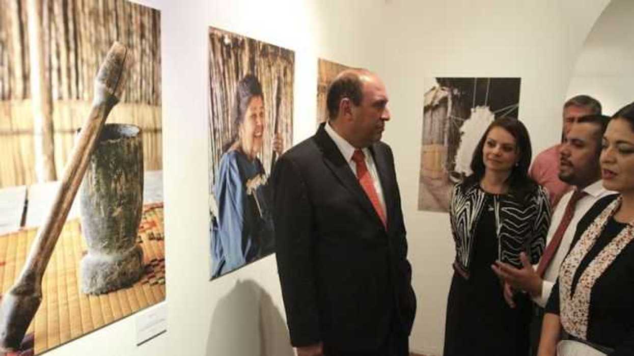 Inauguran exposición "Tres miradas. Tribu Kikapú". FOTO/NOTIMEX