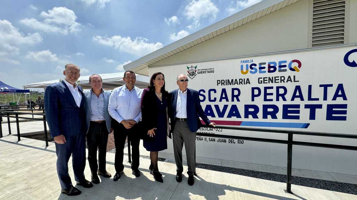 Inauguran Nueva Escuela Primaria Óscar Peralta en San Juan del Río.
