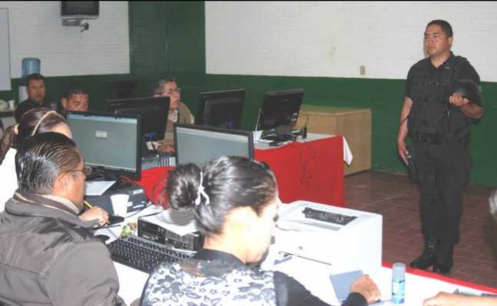 Incrementan policías nivel académico en San Juan del Río