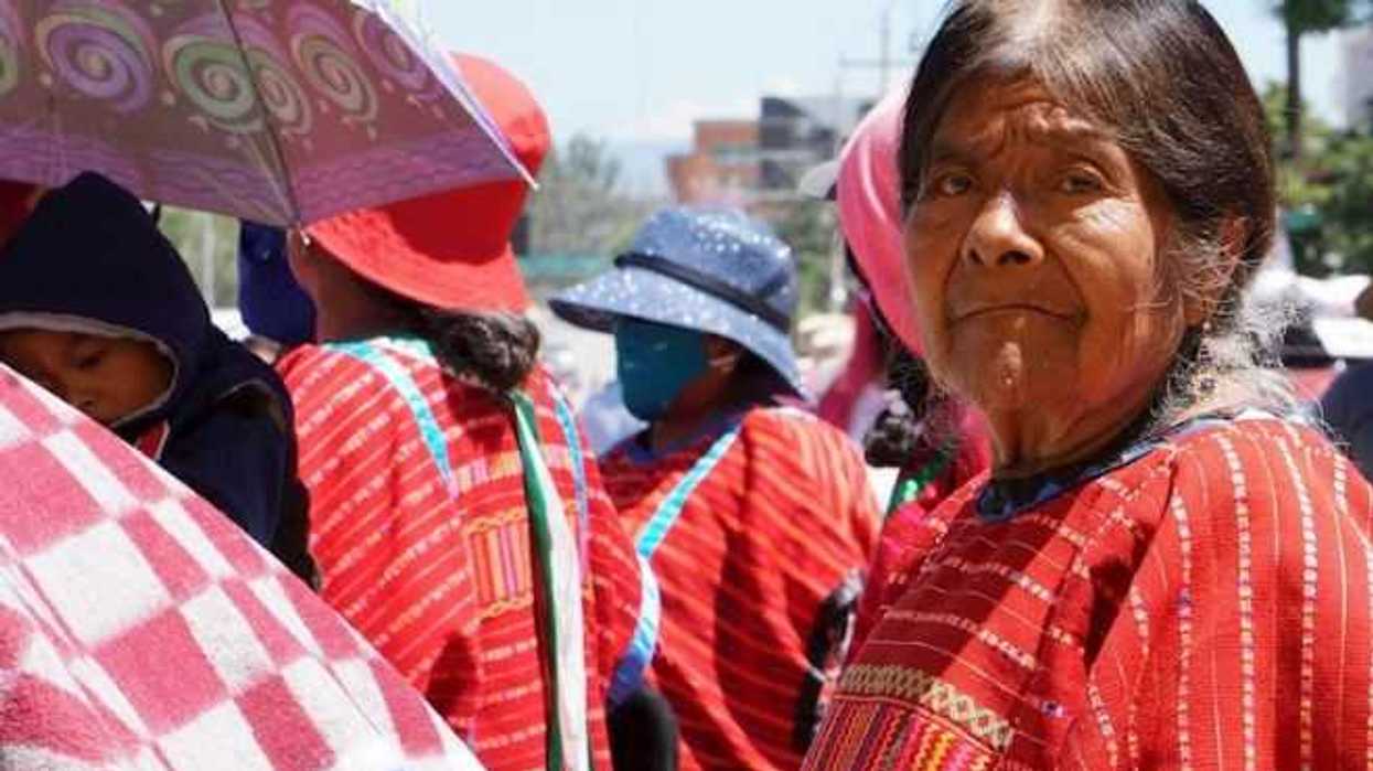 indigenas-triquis-efe