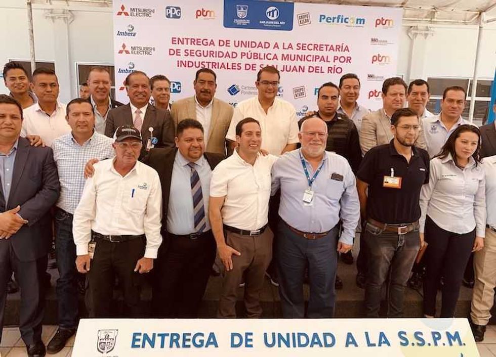 industriales donan patrulla para seguridad en san juan del rio 1