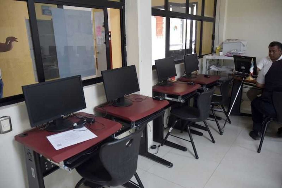 inea da clases a 70 adultos mayores en centro de dia de san juan del rio 1