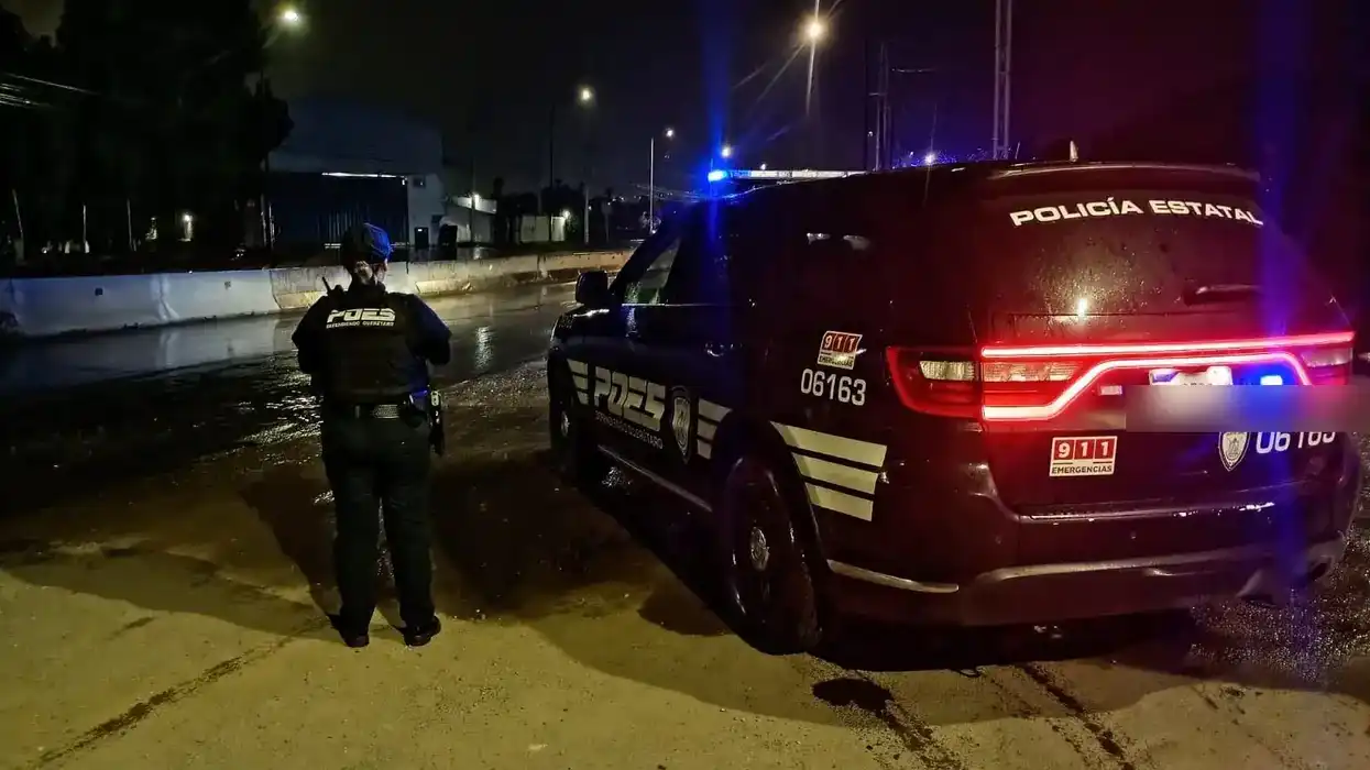 Infografía de la Policía Estatal de Querétaro con seis situaciones a denunciar al 911 y al 089.