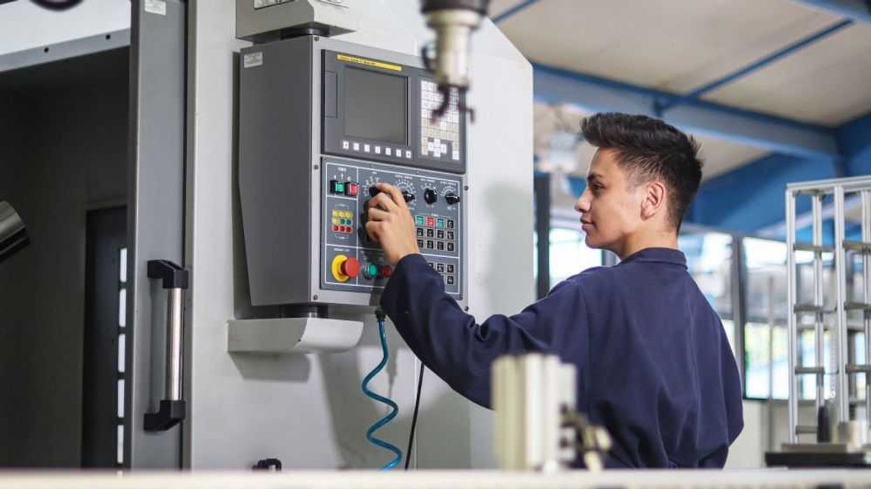 Ingeniería Industrial llega a la UT San Juan del Río con nuevas especialidades.