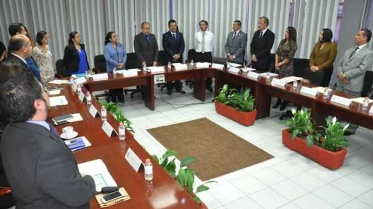 instala-fiscalia-comite-etica-4