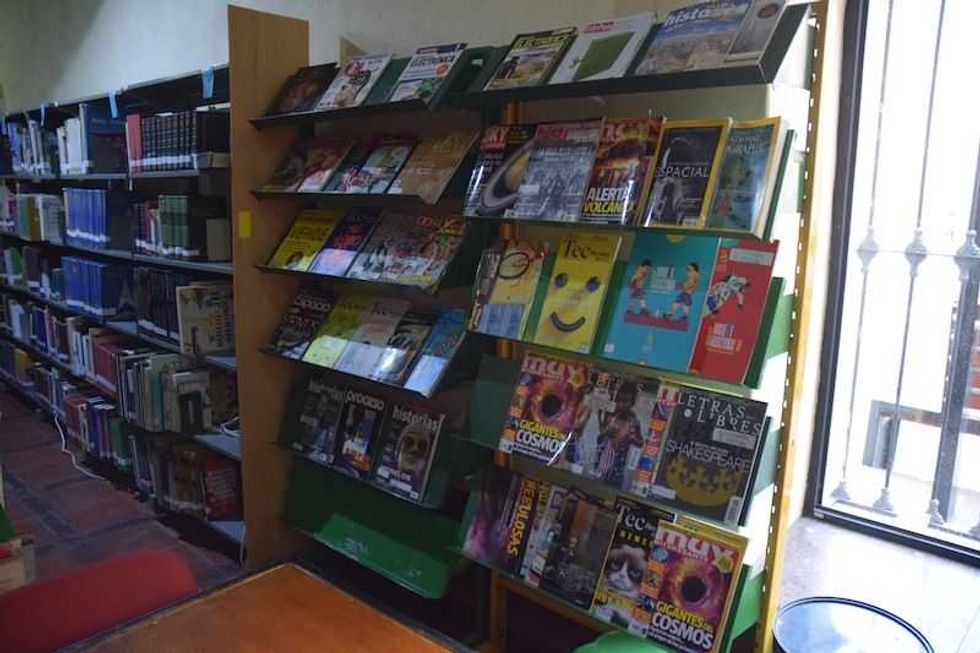 instituto de cultura busca modernizar biblioteca san juan del rio 2