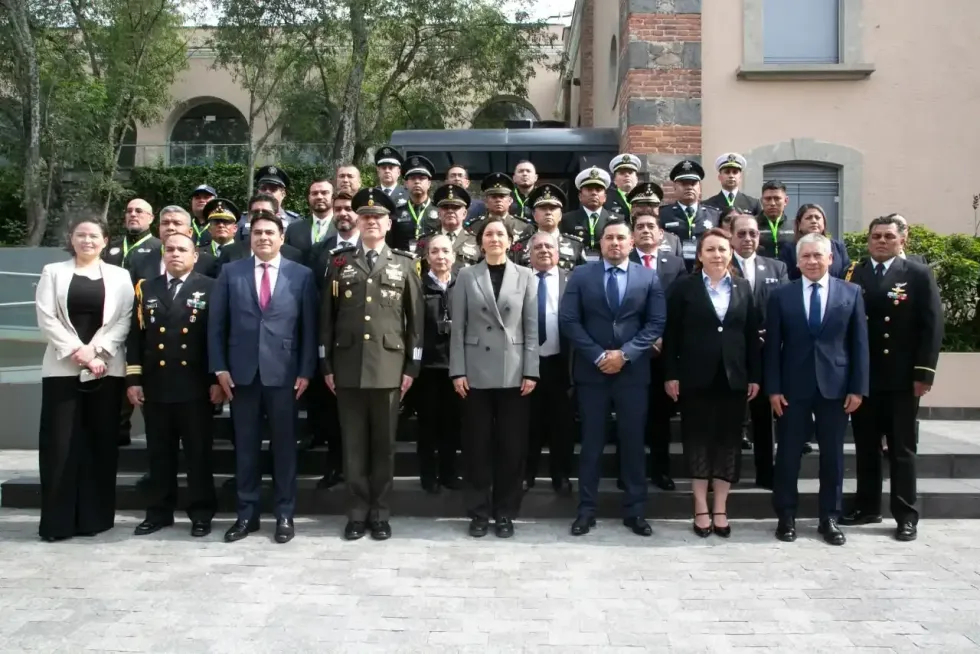 Integrantes de corporaciones estatales de seguridad participan en la inauguraci\u00f3n del diplomado.