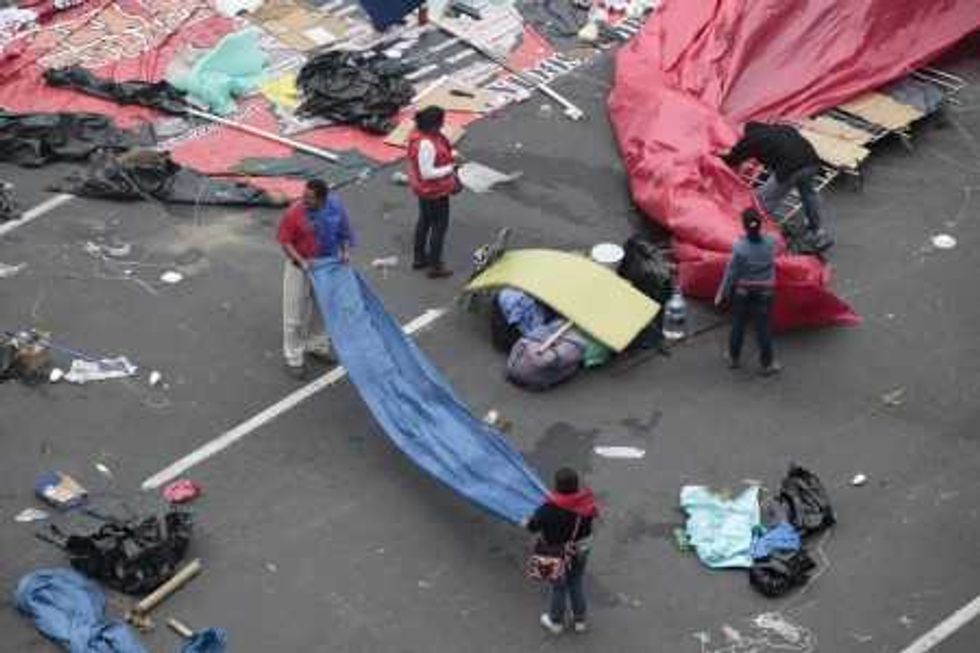 INTEGRANTES DE LA CNTE SE RETIRAN DEL ZÓCALO