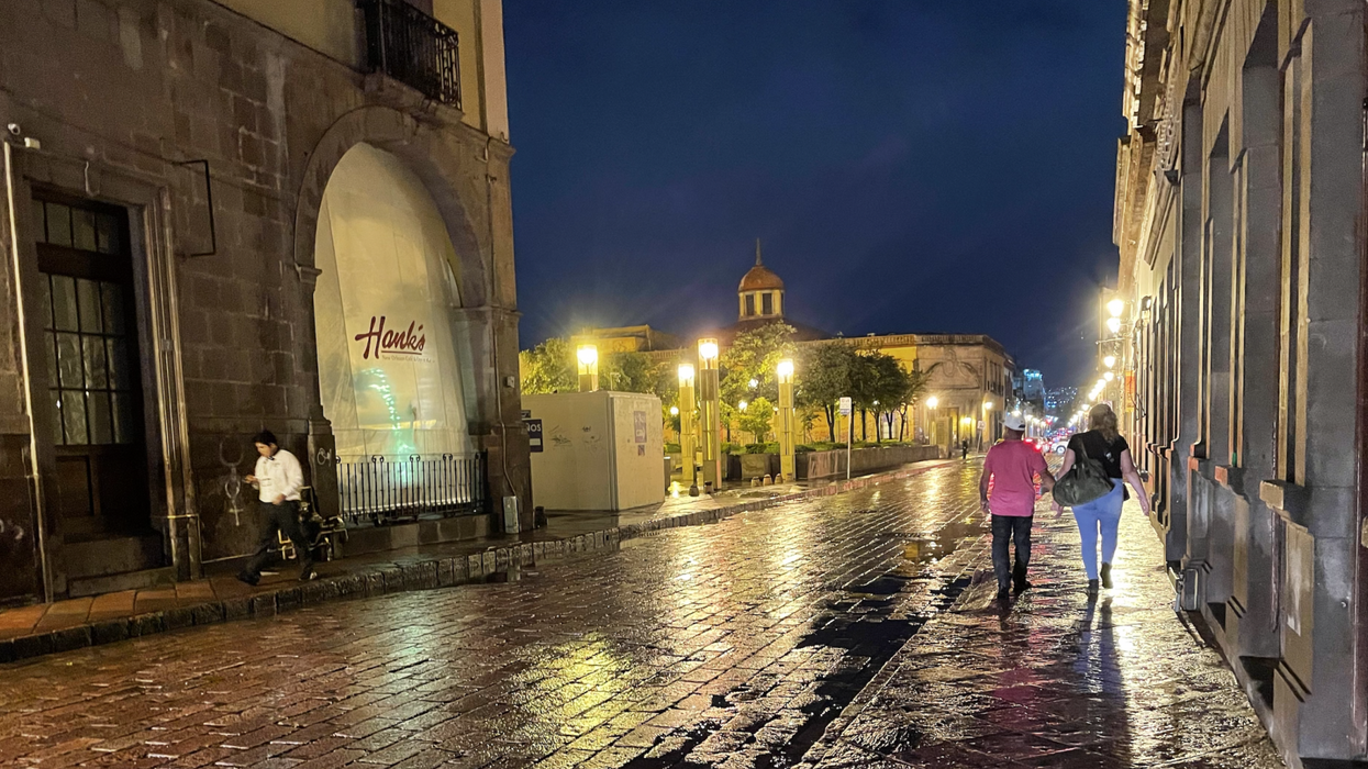 Intensas Lluvias y Vientos Fuertes en México.