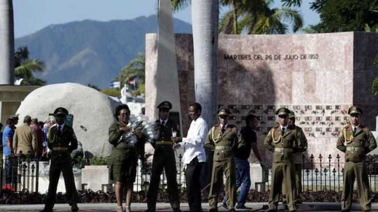 interrogantes-cuba-tras-elevar-fidel-al-altar-los-heroes-1