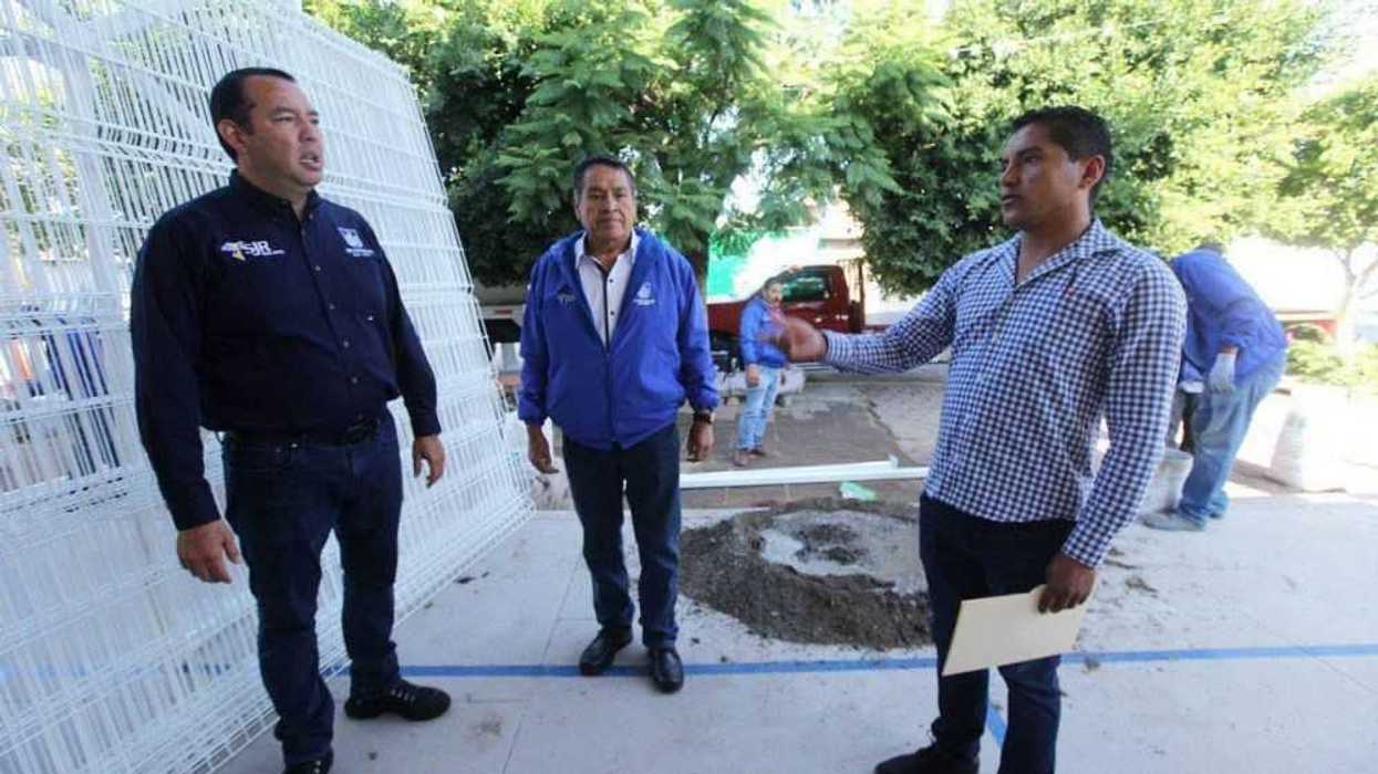 Invierte alcalde 220 mil pesos en mejoras en el parque San Isidro.