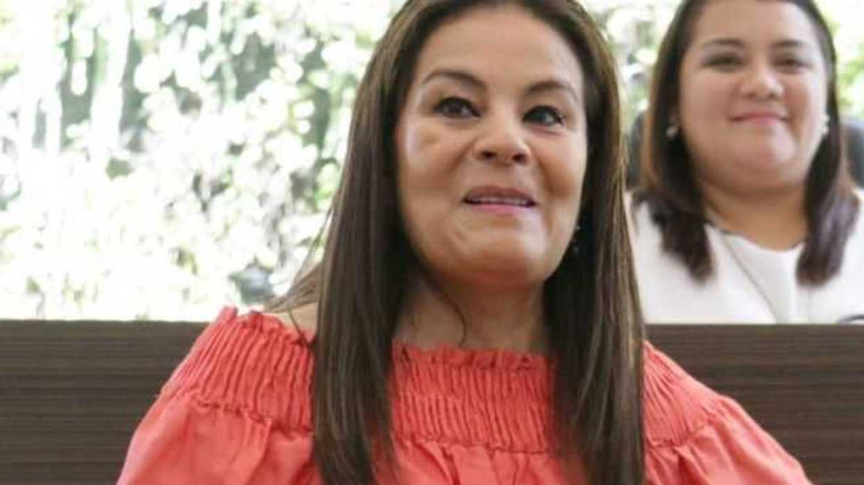 isable-agular-morales-78