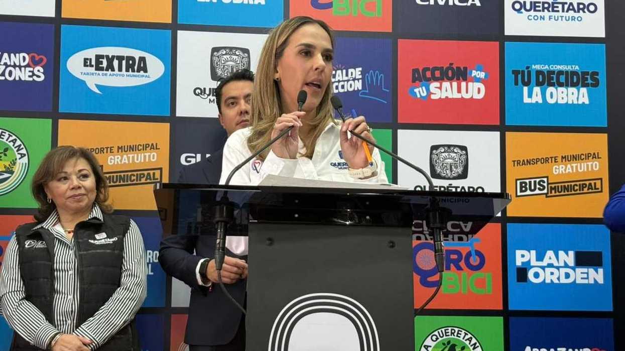 Jornada de salud del programa Abrazando Corazones con atención de optometría gratuita en colonia del municipio de Querétaro