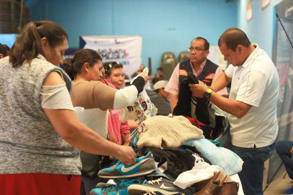 Jornada de servicios municipales del gobierno de San Juan del R\u00edo en la comunidad de La Valla con atenci\u00f3n a familias