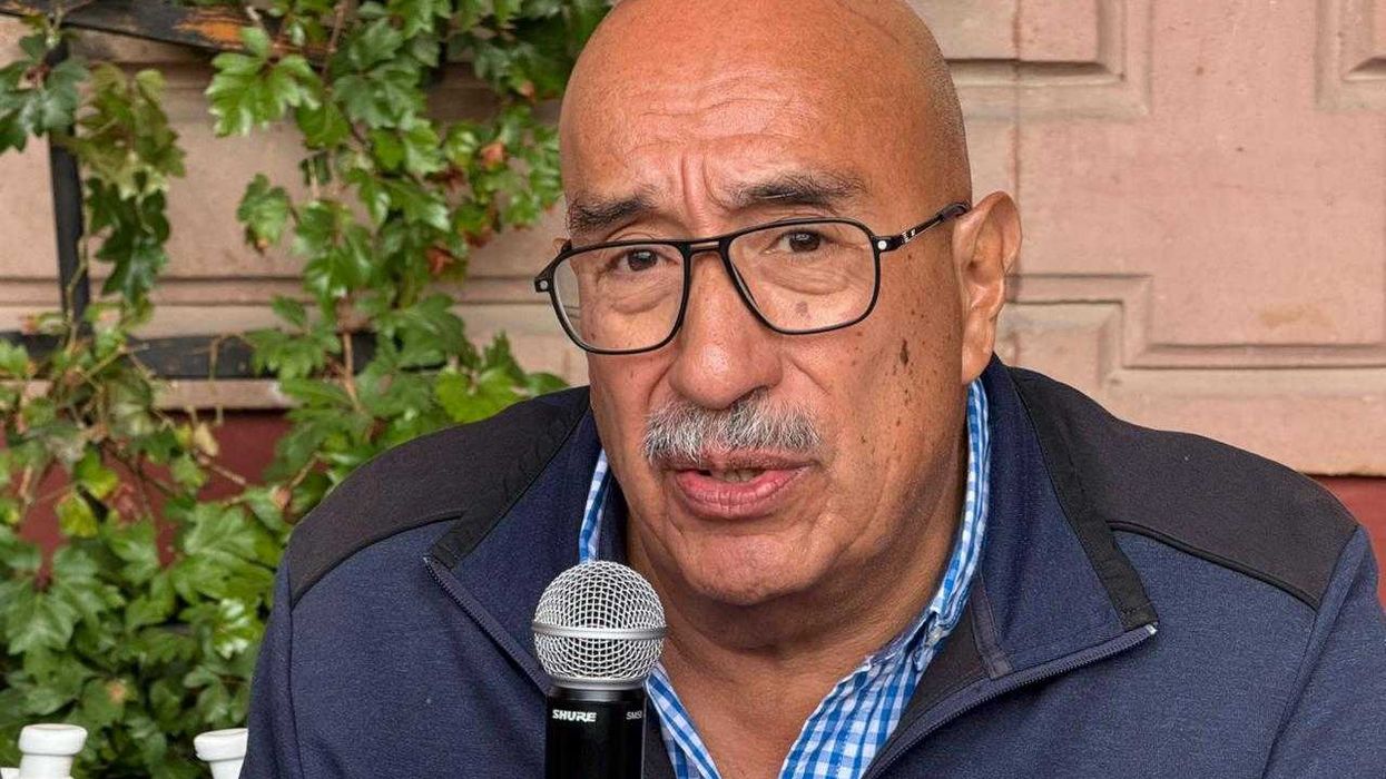 José Pío X Salgado Tovar, secretario de Desarrollo Urbano y Obras Públicas, durante el anuncio sobre coordinación del proyecto ferroviario.