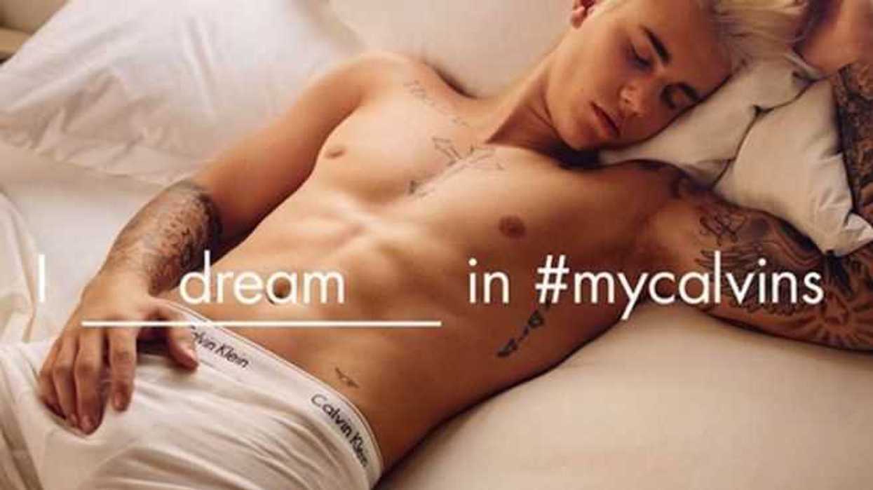 Justin Bieber y Kendall Jenner posan con poca ropa.