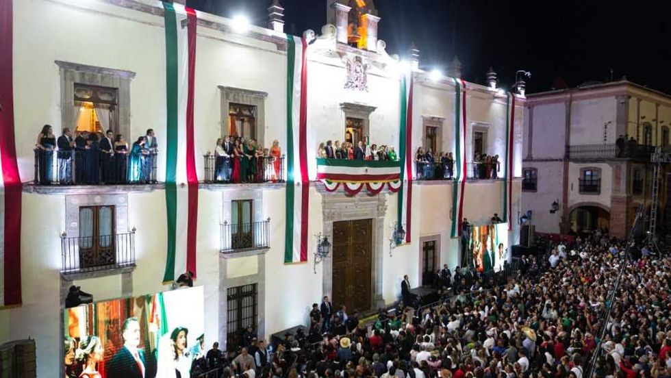 Kuri Honra a los Héroes Nacionales en Grito de Independencia.