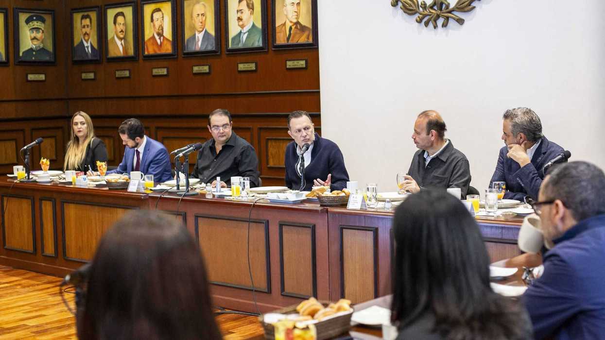 Kuri se reúne con diputados para fortalecer proyectos sociales de Querétaro.