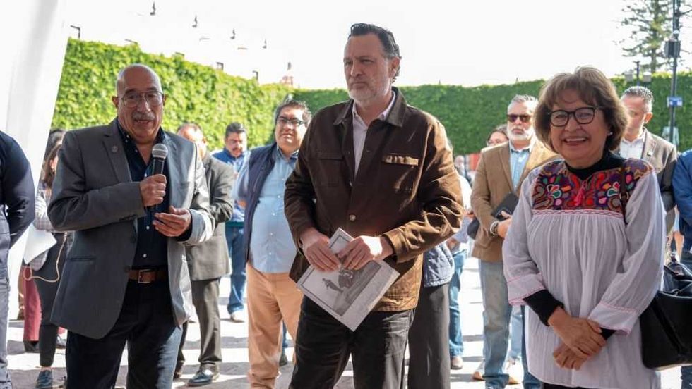 Kuri y Macías supervisan restauración de Santa Rosa de Viterbo.