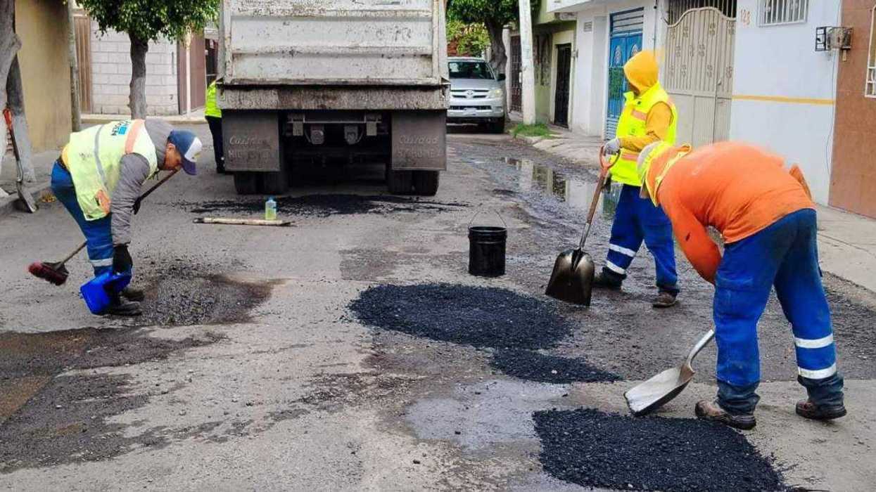 La alianza con Waze permite a la Secretaría de Movilidad de Querétaro atender reportes ciudadanos en tiempo real.